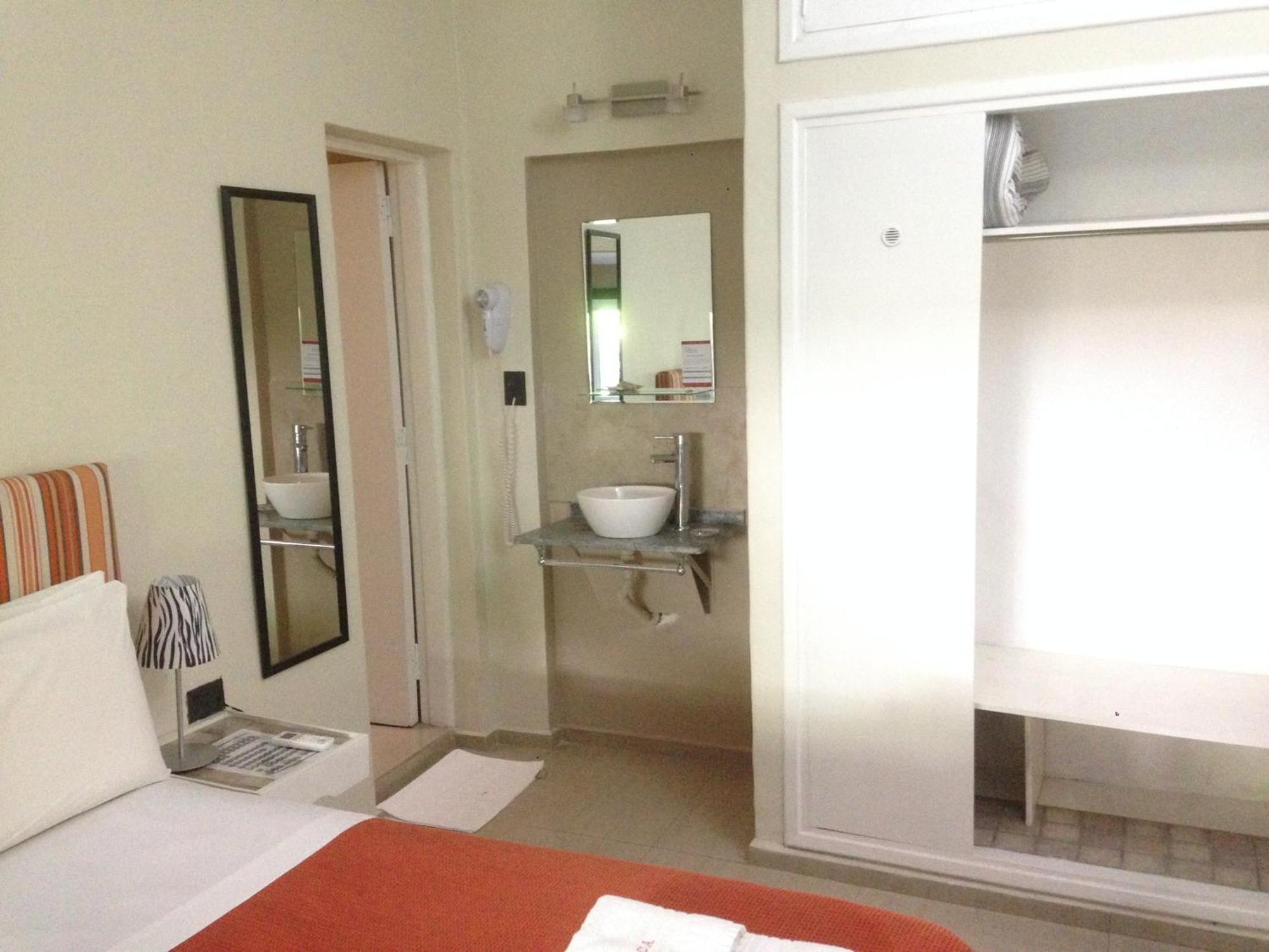 Casa Alta Hotel Boutique & Spa - Solo Adultos Villa Carlos Paz Quarto foto